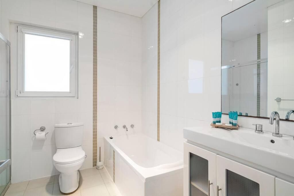 NEW furnish, 3 min SYD airport, 1 min walk beach