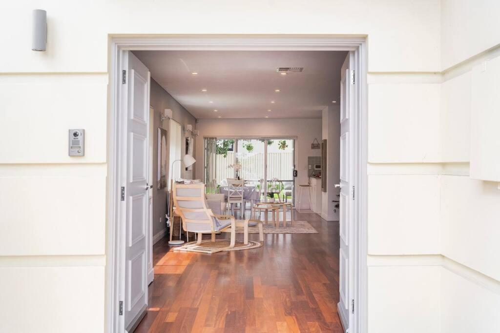 NEW furnish, 3 min SYD airport, 1 min walk beach