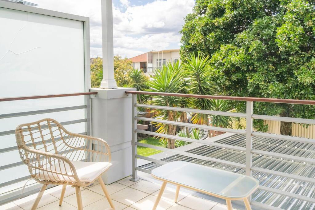 NEW furnish, 3 min SYD airport, 1 min walk beach