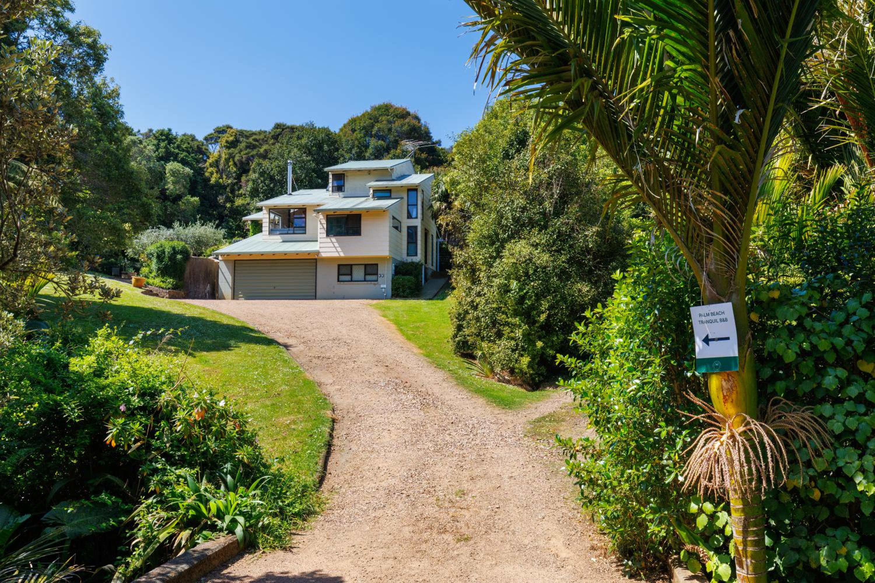 Palm Beach Waiheke Tranquil B&B view 3