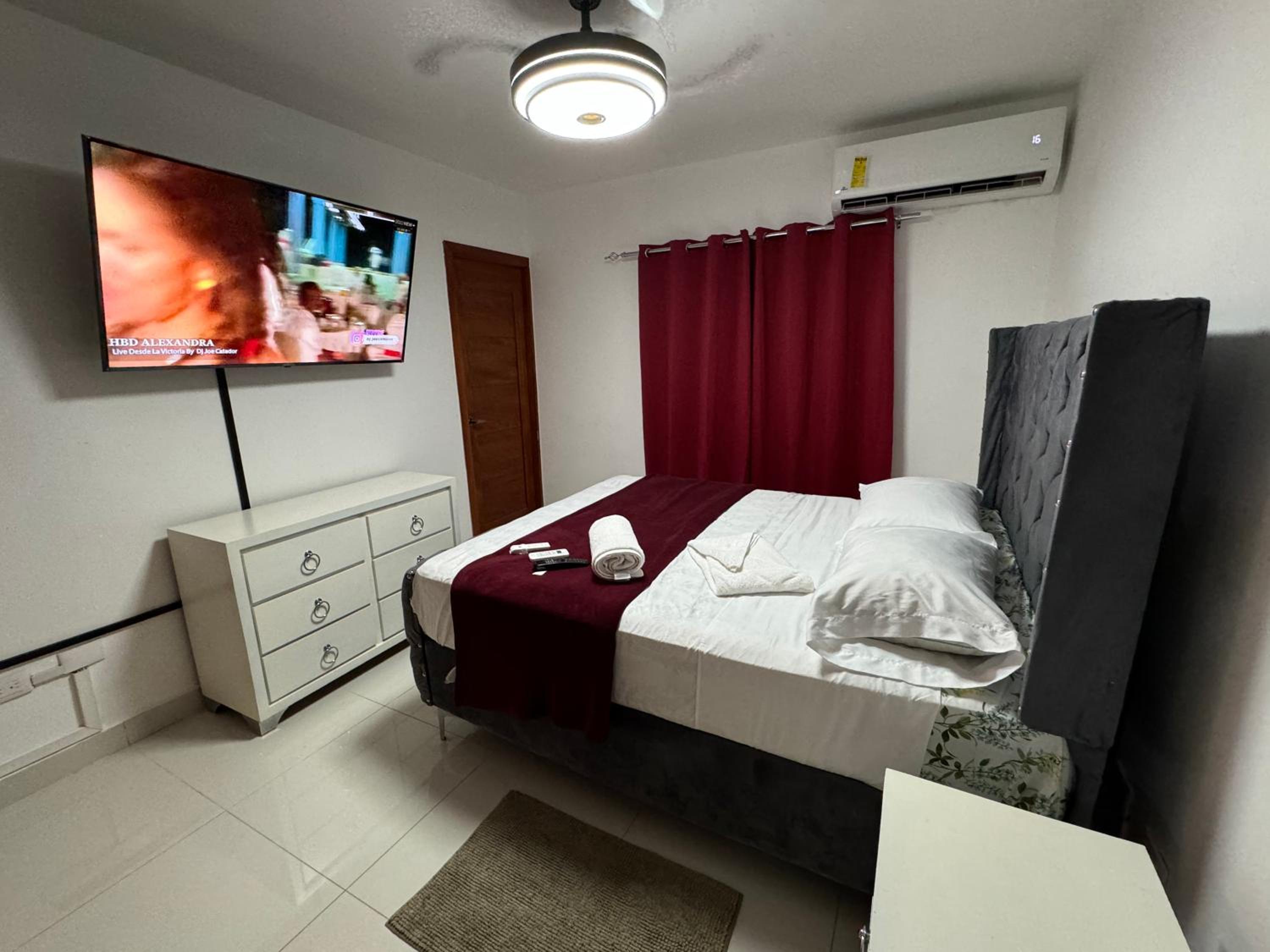 Apartamento de 3 Recamaras Cómodo con Seguridad Todo el Tiempo view 2