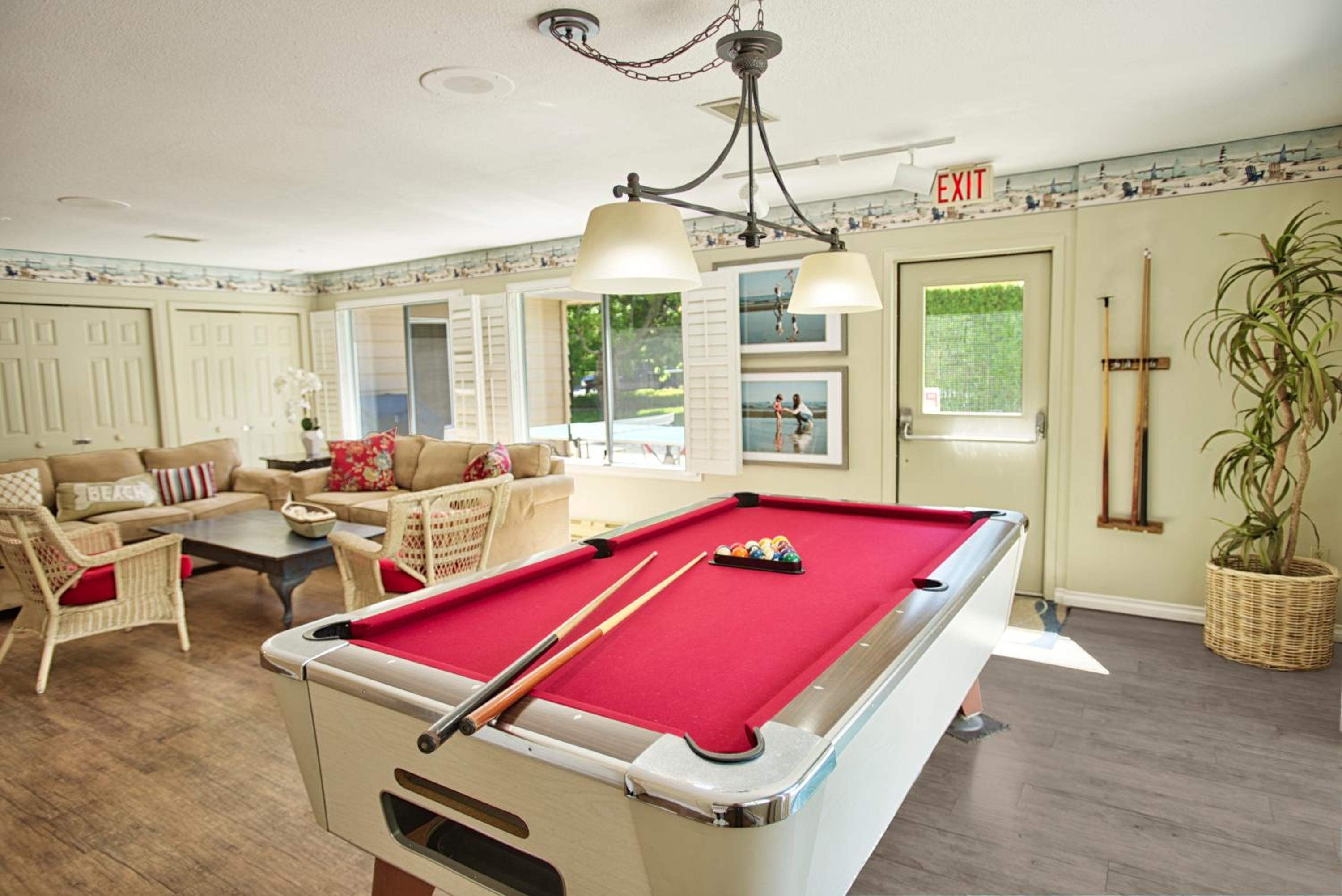 Parksville Vacations - Beach Acres Resort - Property Image 10