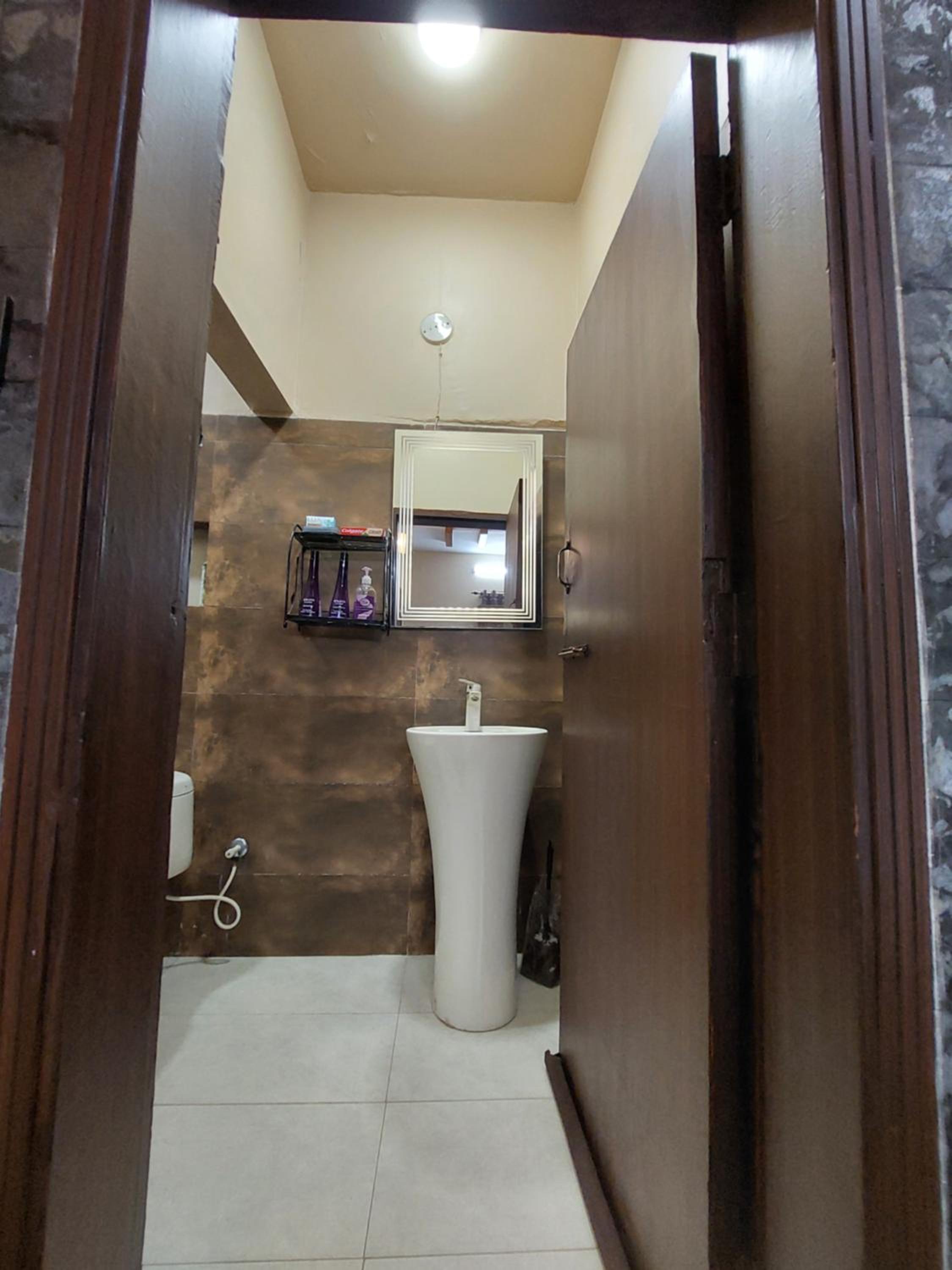 Photo 9