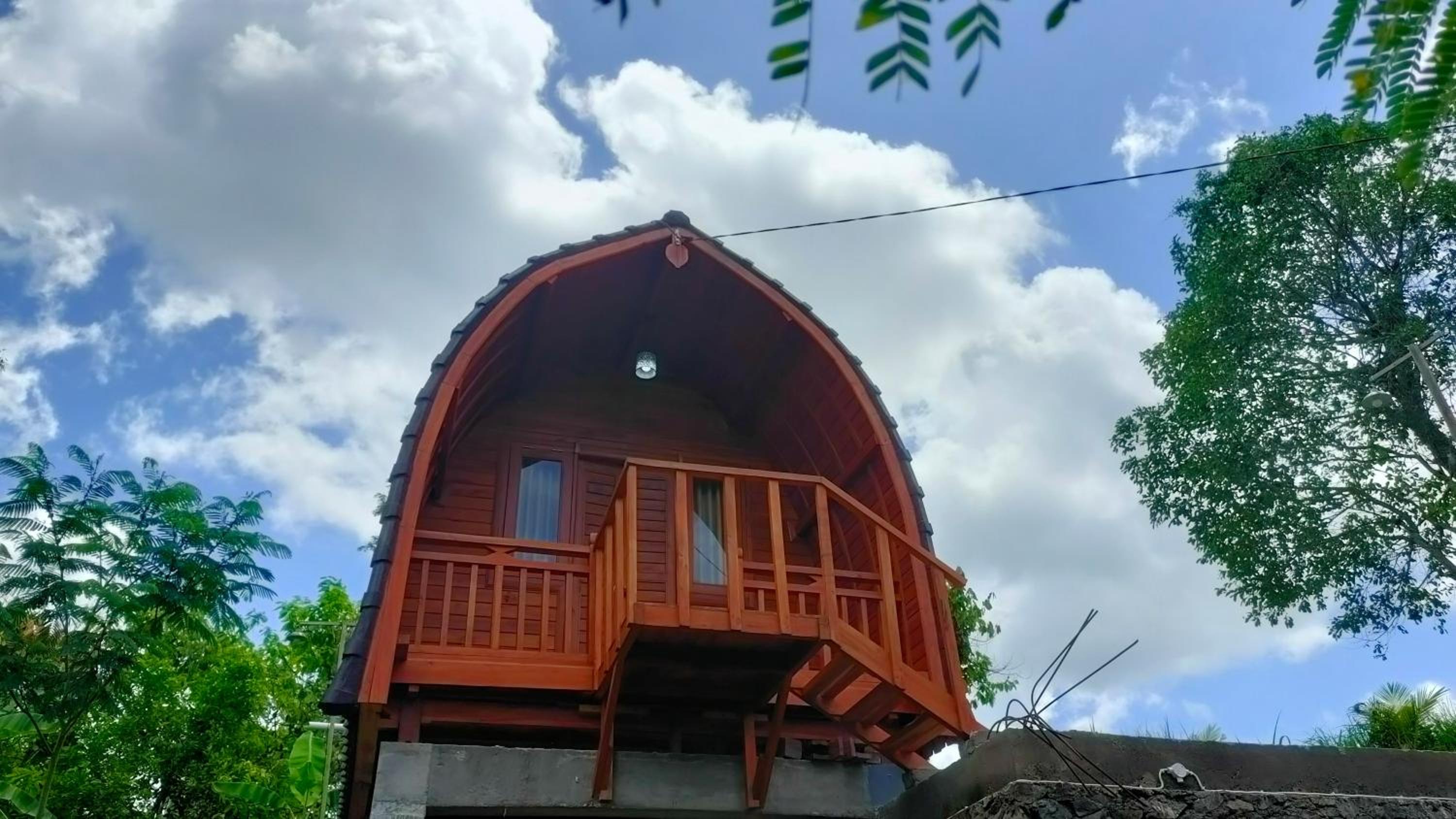 Albizia Chalet