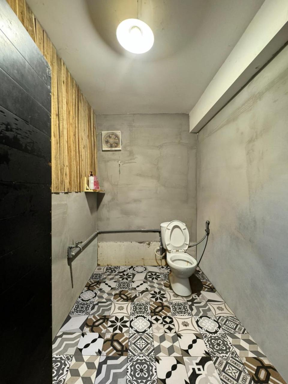 Photo 48