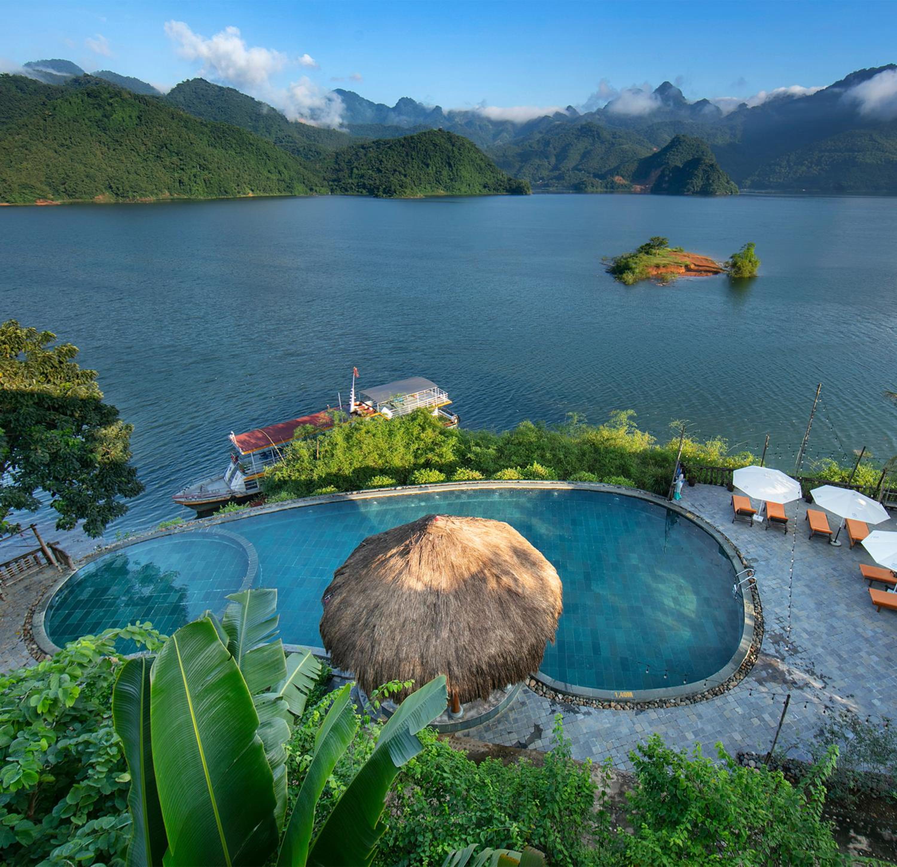 Mai Chau Hideaway Lake Resort