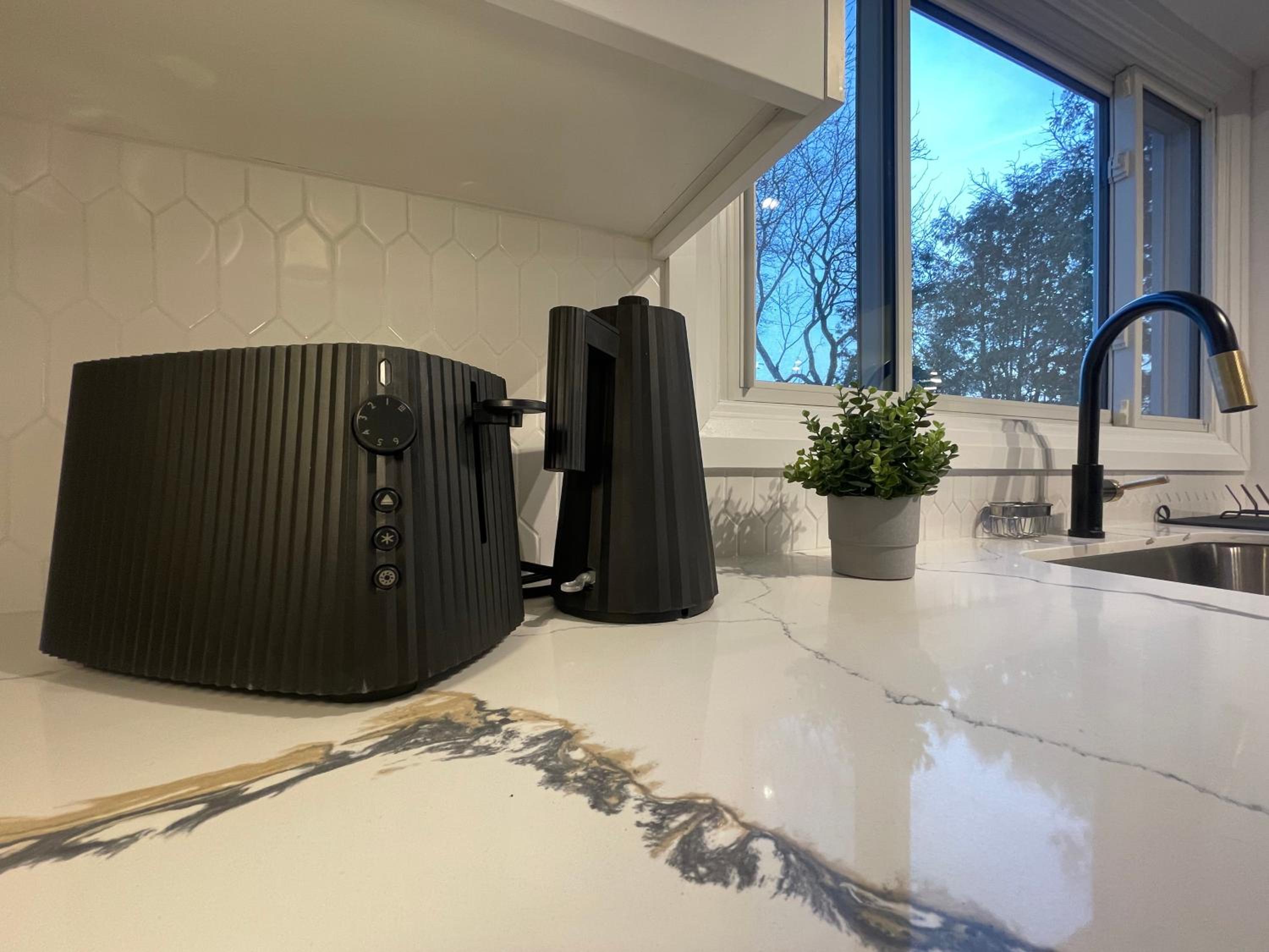 3 Bdr Bungalow in Burlington