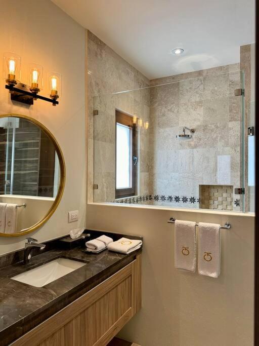 Luxury 2BR Condo AC Near Rosewood - 3 min walk view 2