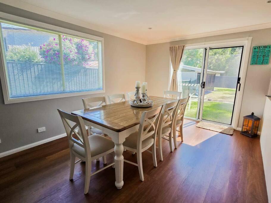 Elanora - home by the sea in Sussex Inlet