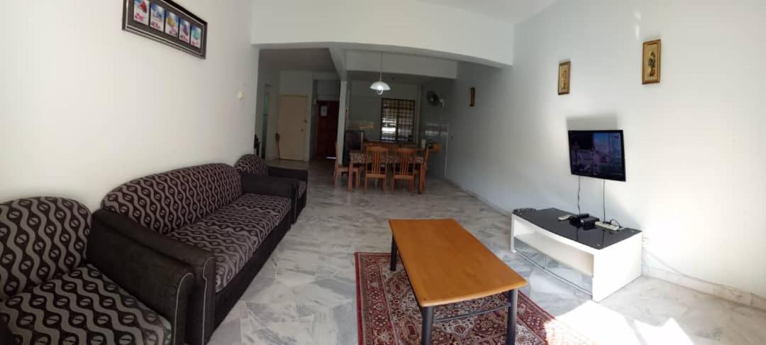Rika Astana Homestay