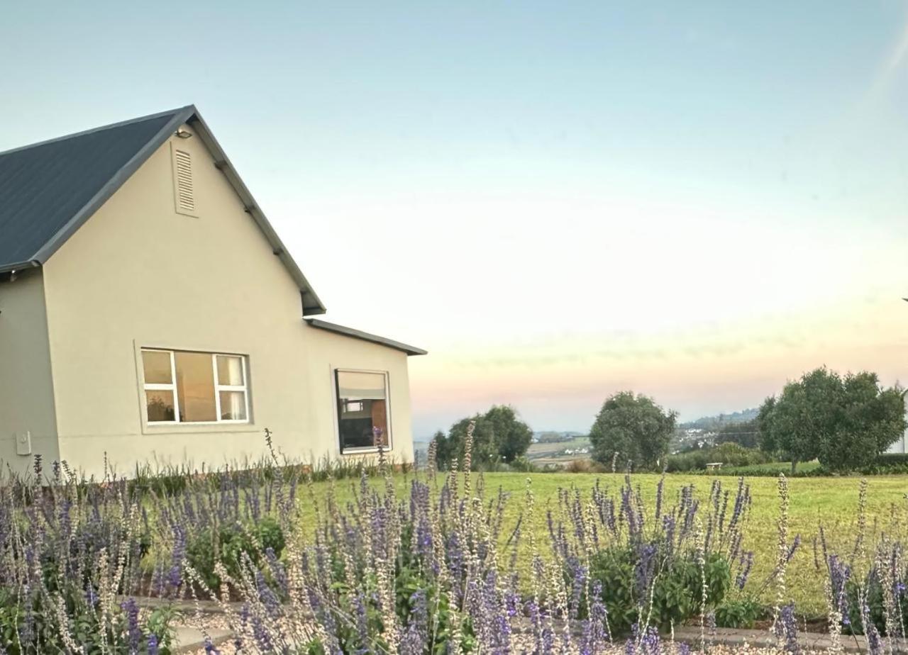 Breathtaking Midlands stay at THE PROTEA CHALET 5kms from N3 view 2