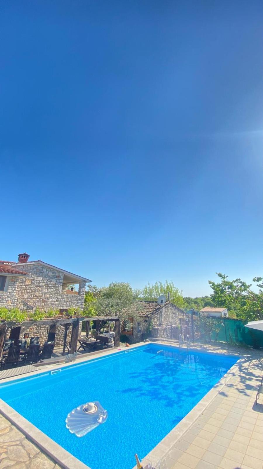 Residence Tomani with XXL pool view 5