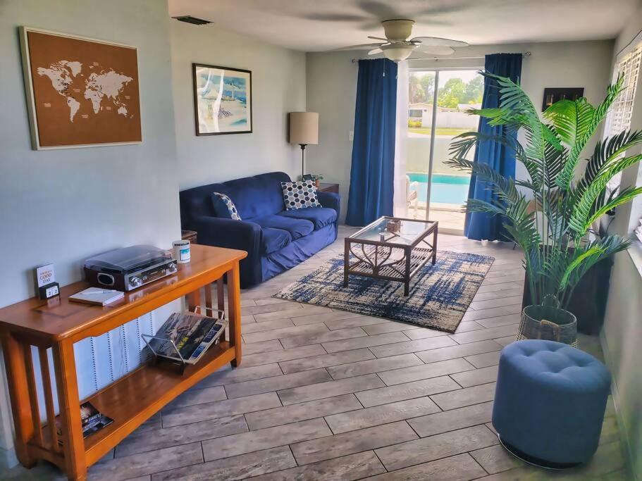 Entire home with pool & beach 5 min away! view 5