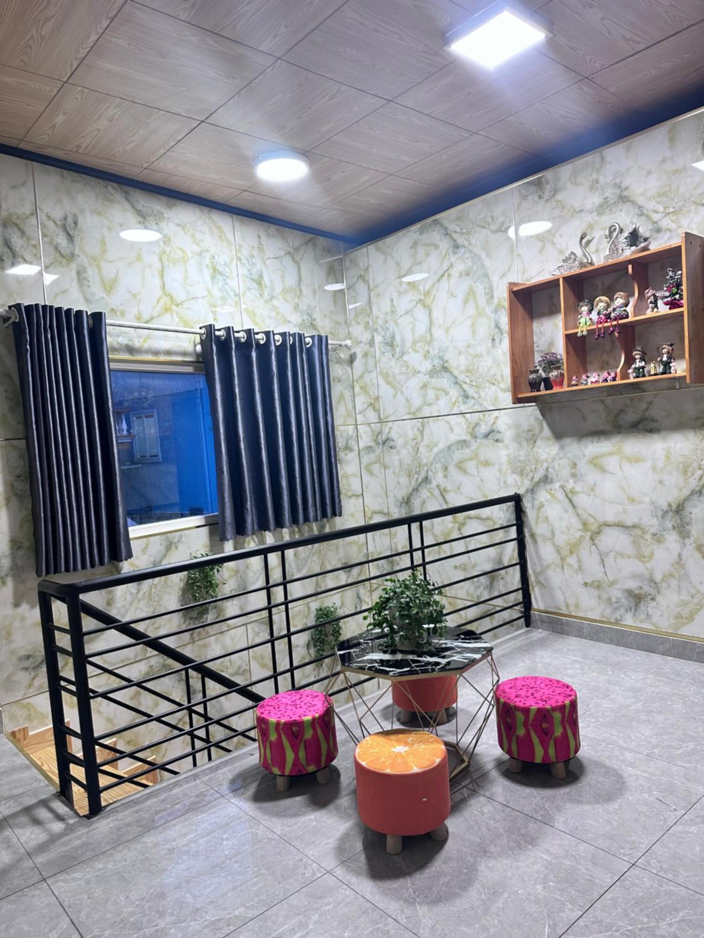 Pineapple home