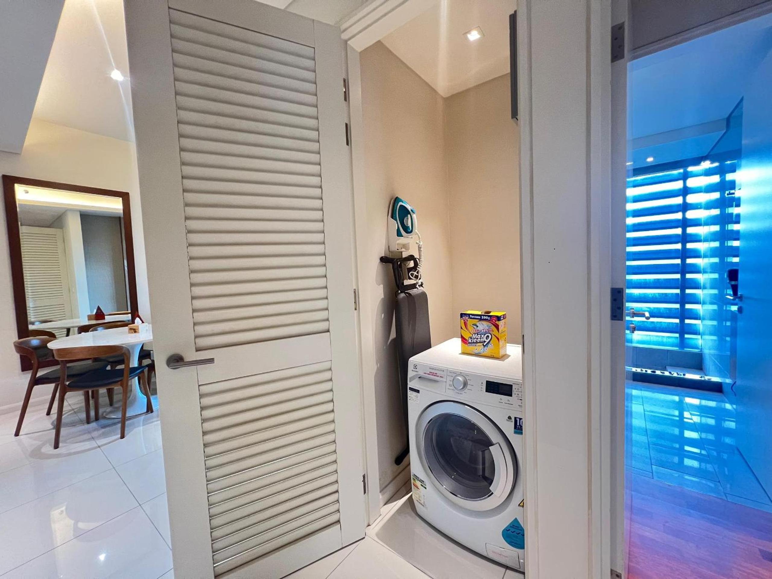 Suites TribecaTRX Kuala Lumpur by ZenGlo 5min walk to The Exchange TRX