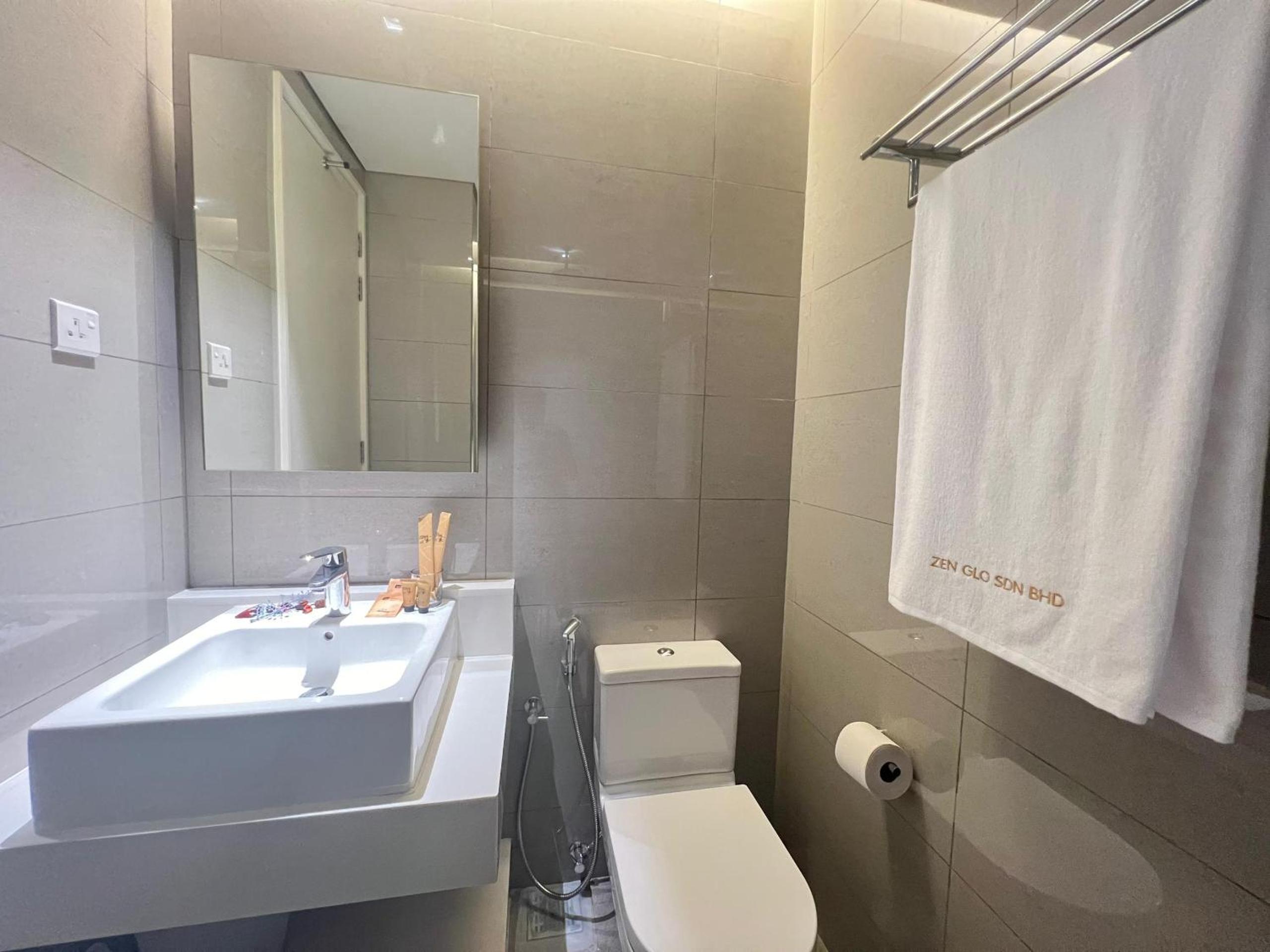 Suites TribecaTRX Kuala Lumpur by ZenGlo 5min walk to The Exchange TRX