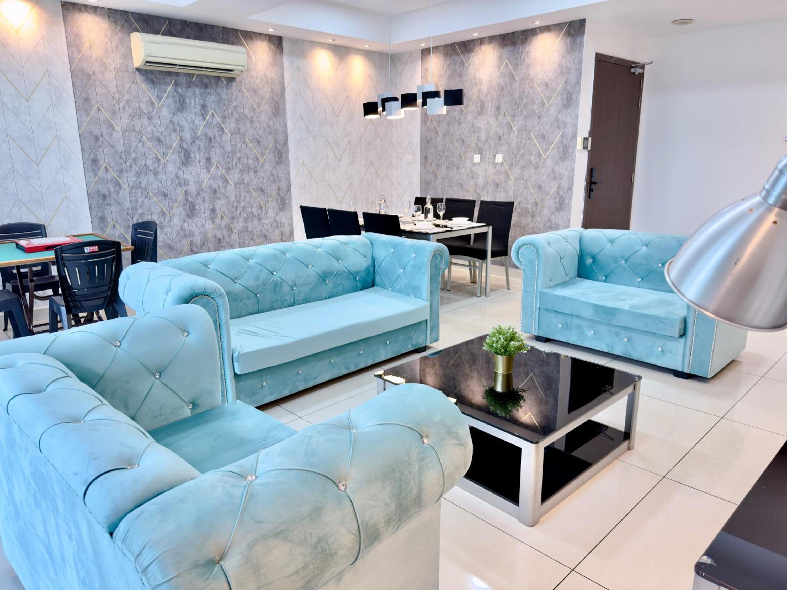 KSL CityMall 15-20pax 4B4B PrivateLift-SmartTV70inch-Netflix