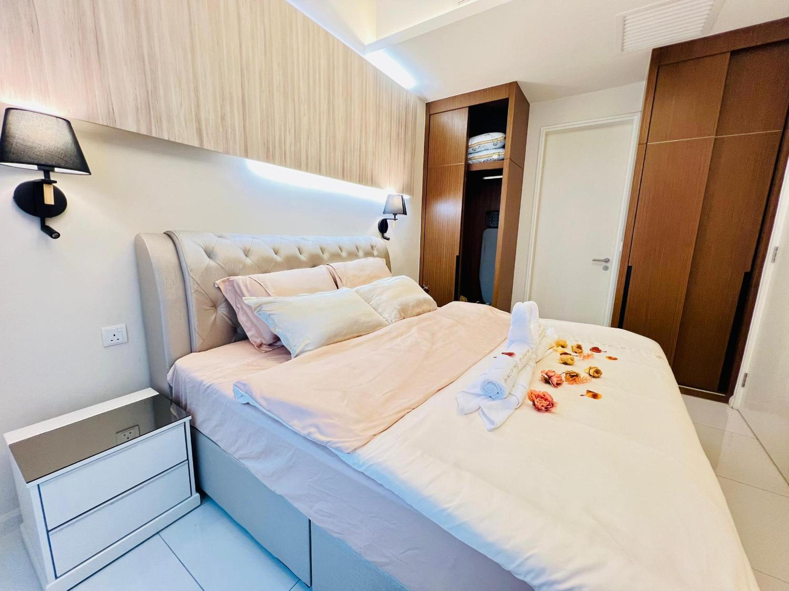 Suites TribecaTRX Kuala Lumpur by ZenGlo 5min walk to The Exchange TRX