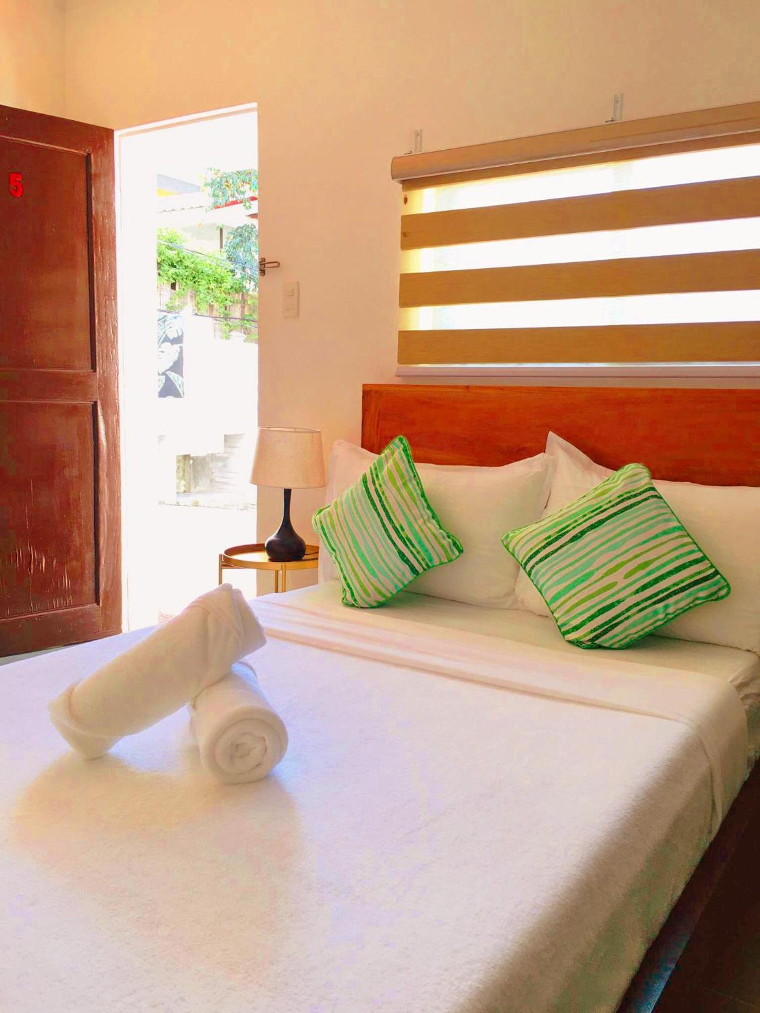 Victoria's Inn by Martha Vacation Homes