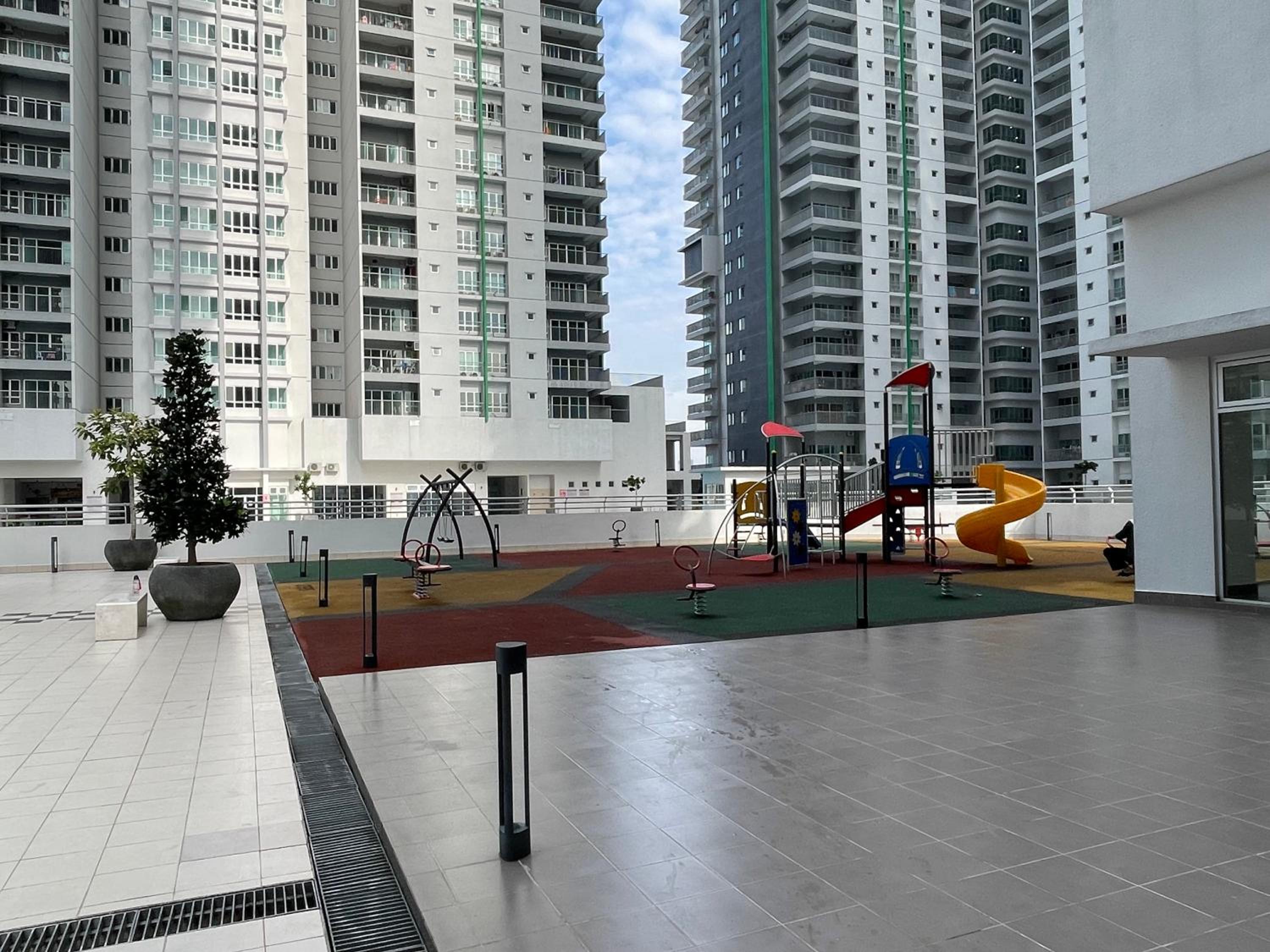 HStayRazakCity
