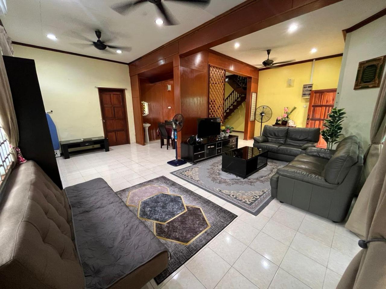 Homestay Dahlia - Seberang Takir photo 3