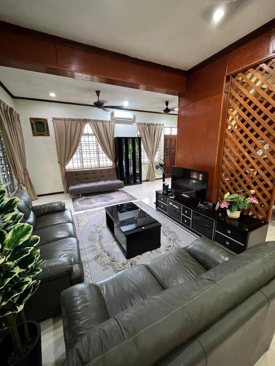 Homestay Dahlia - Seberang Takir photo 5
