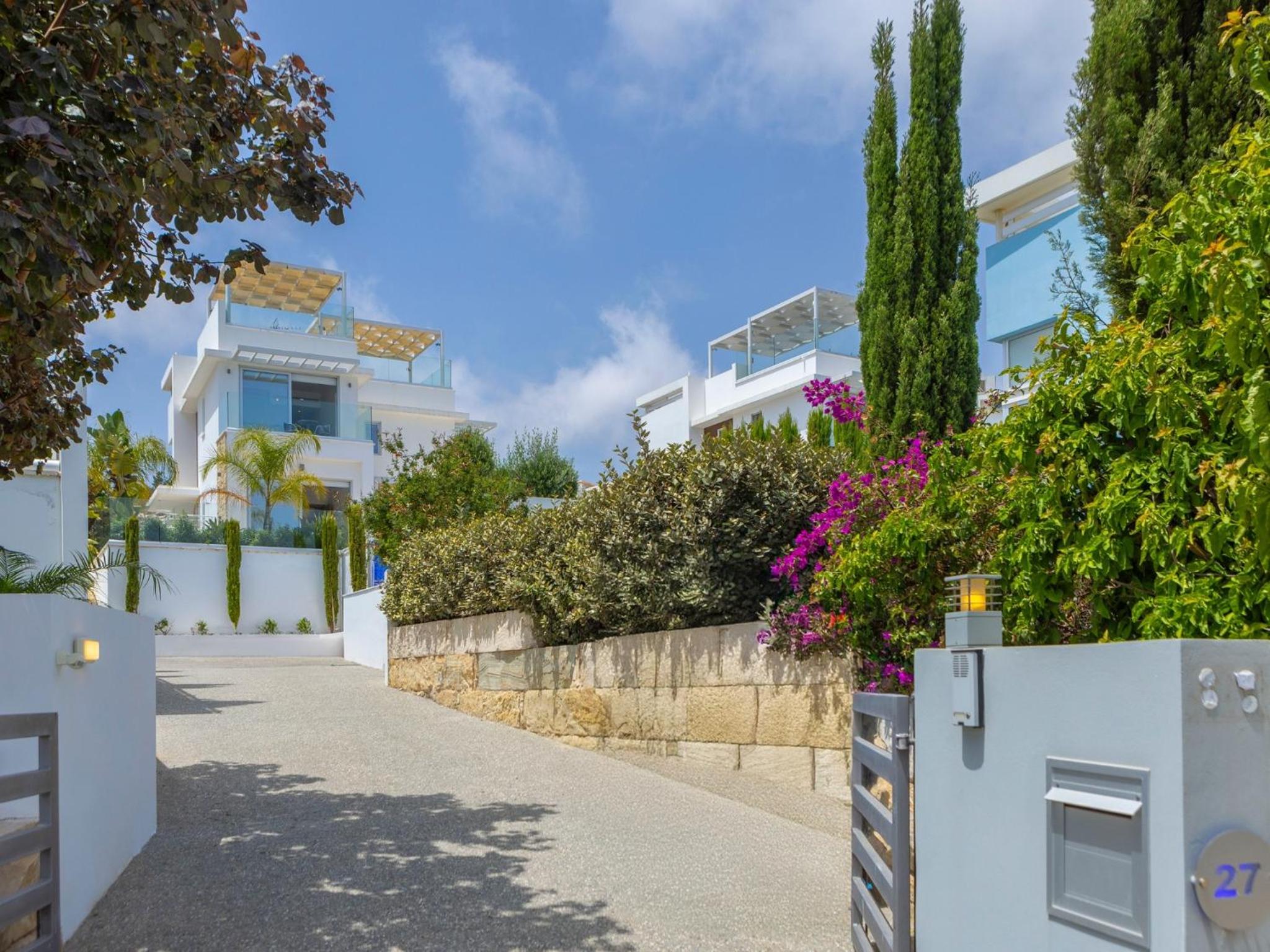 Milos lifestyle villas H27