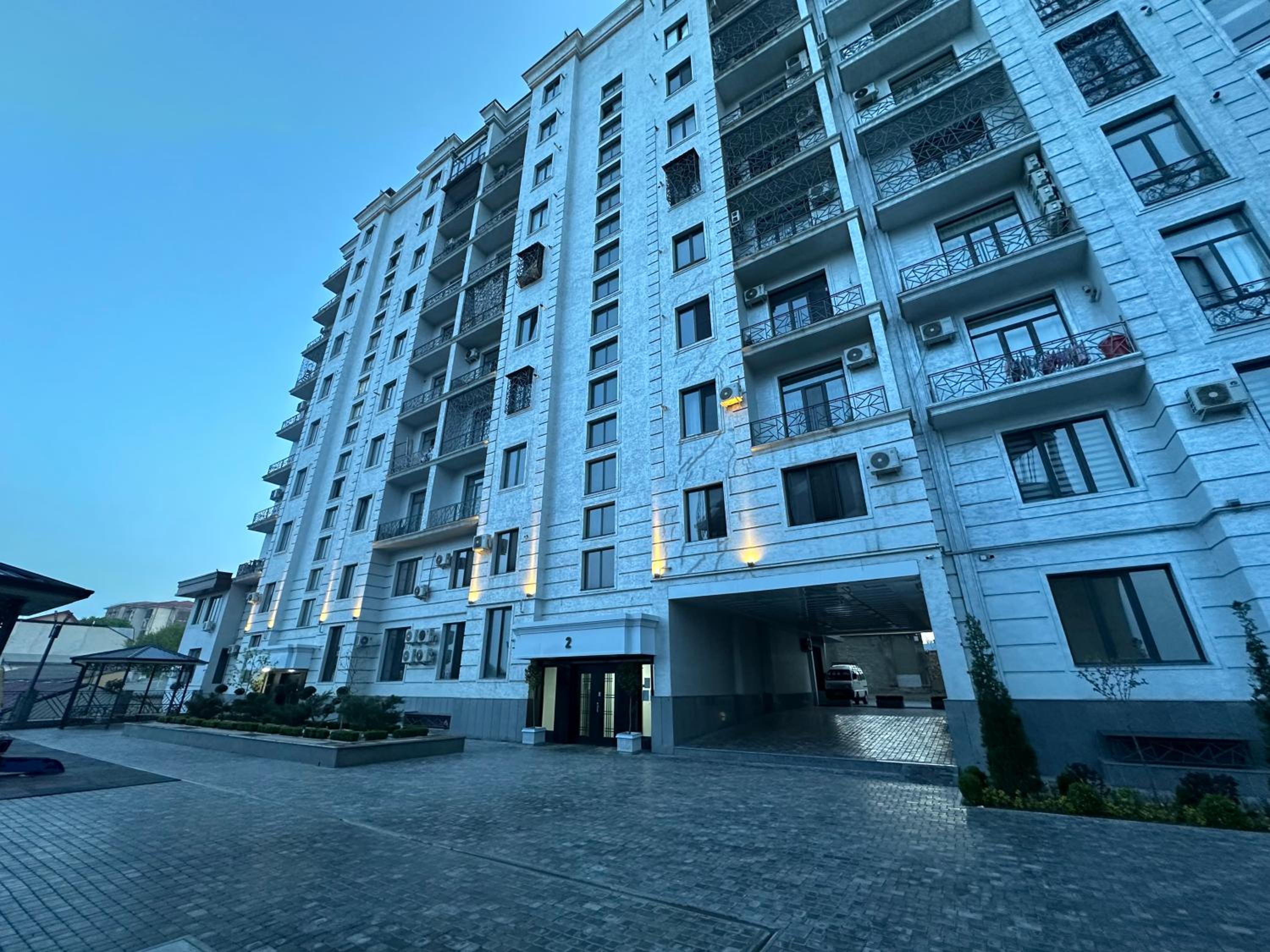 Minor-River apartment