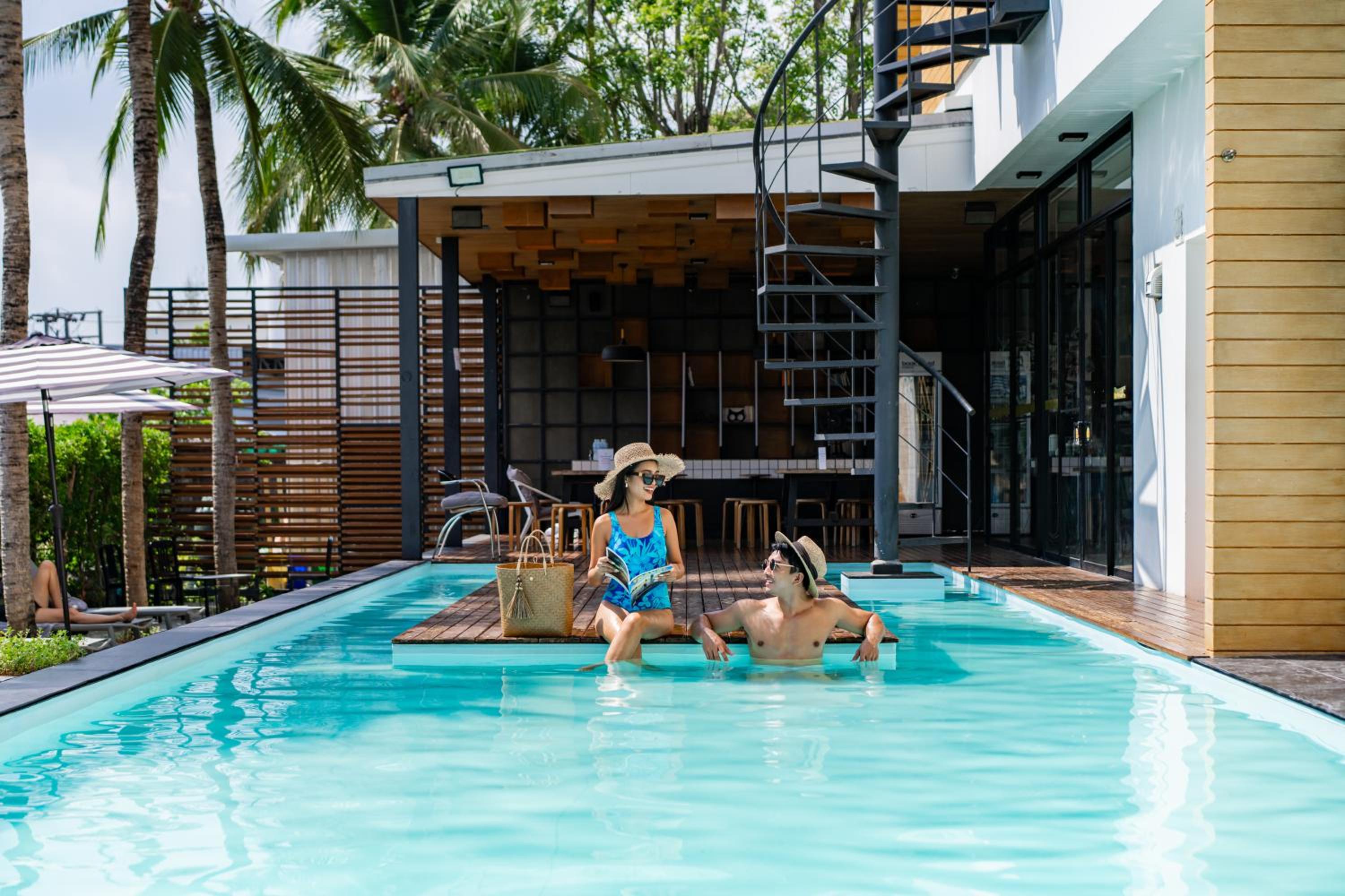 Book a Bed Poshtel - SHA Plus