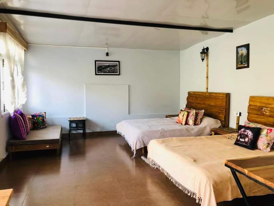 Zangmo Lee Baam Rezay gangtok Sikkim view 2