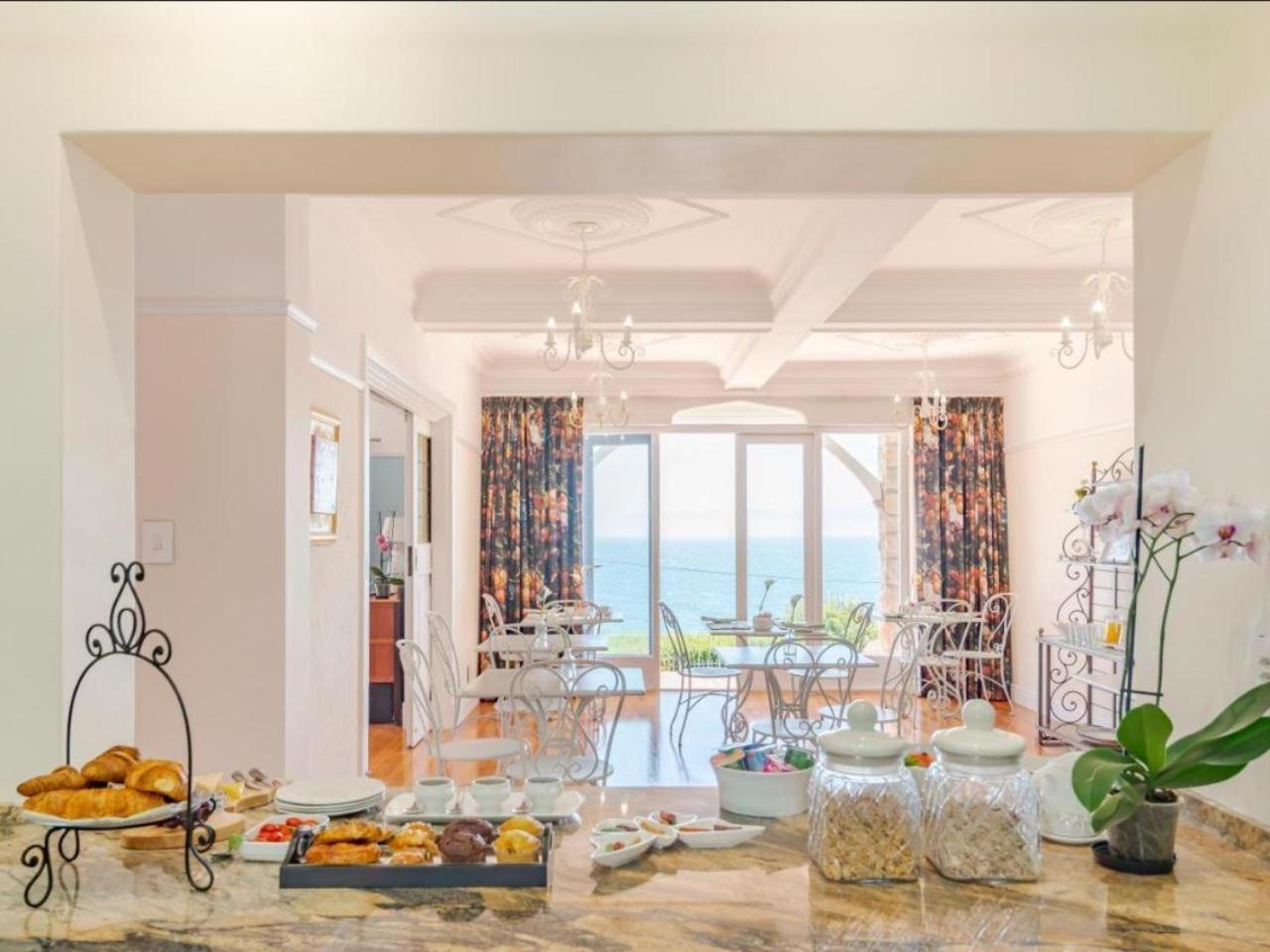 Sunny Cove Manor view 4