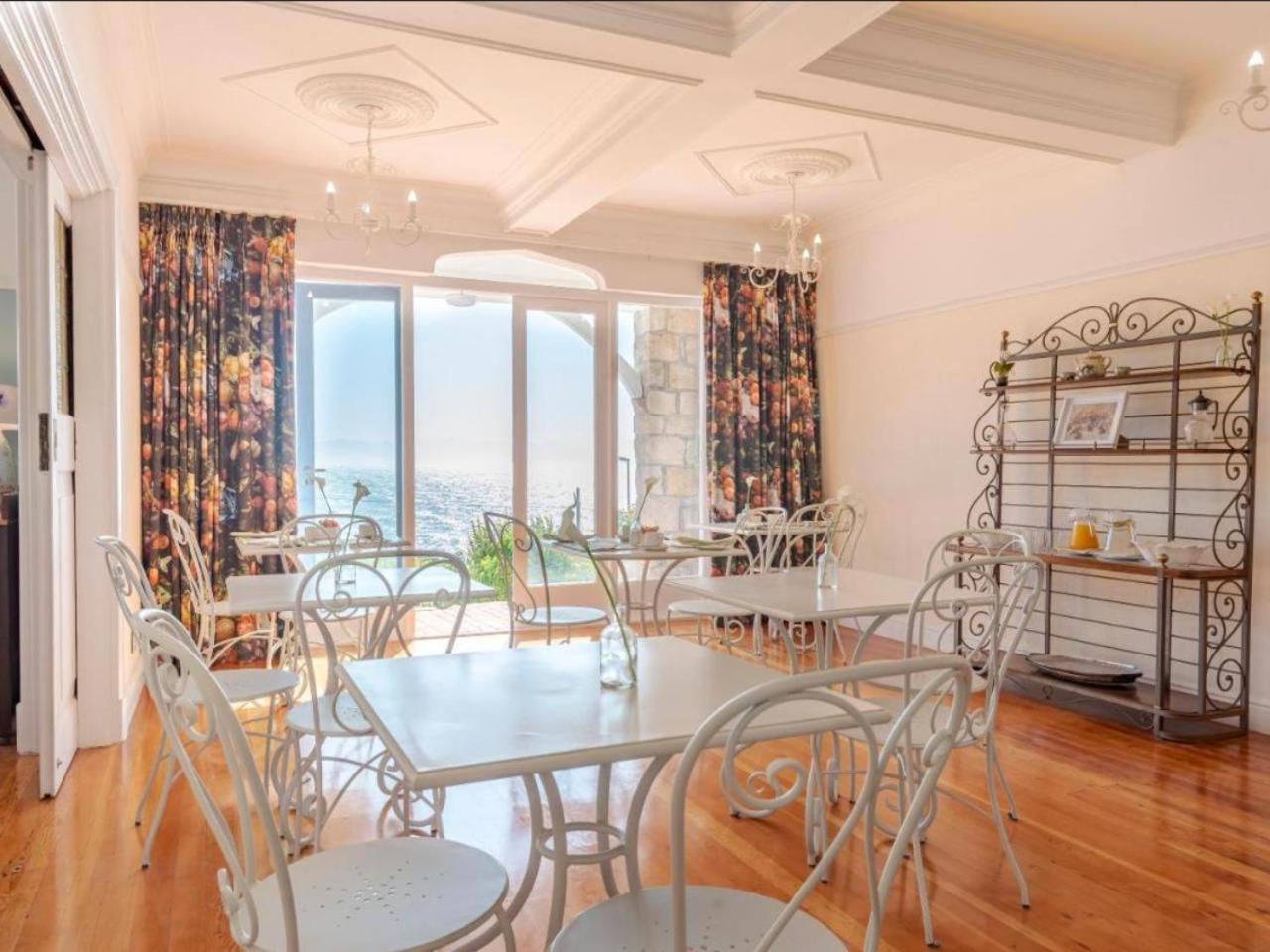 Sunny Cove Manor view 5