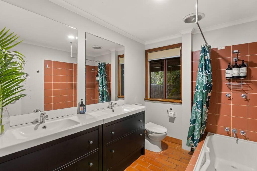 Cable Beach Vacations - Spacious family friendly oasis-walk to Cable Beach - Property Image 10