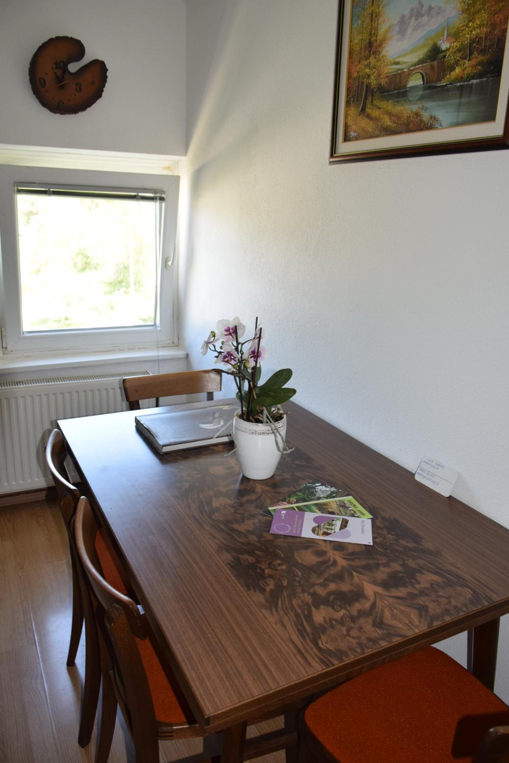 Apartma narava