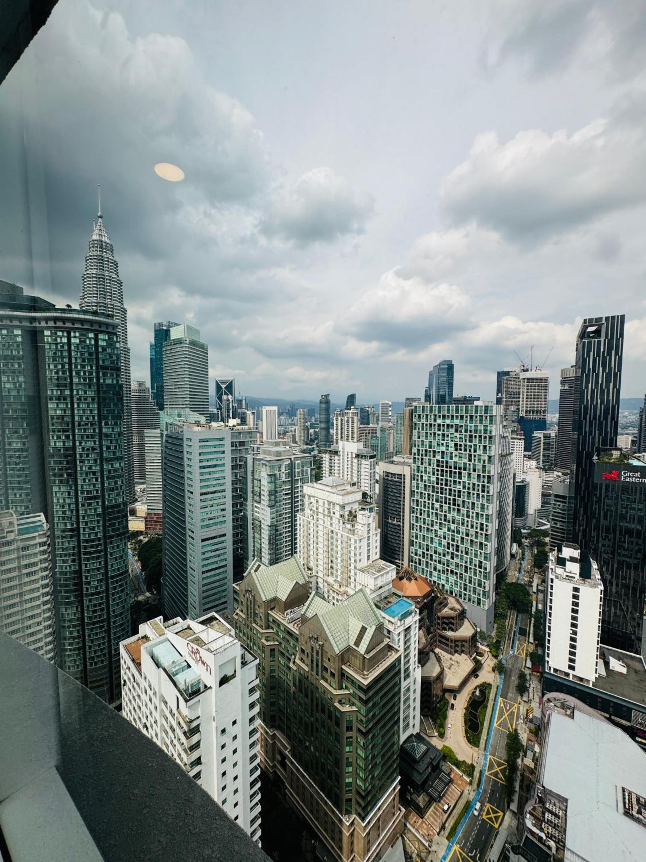 Vortex Suites Apartment Klcc