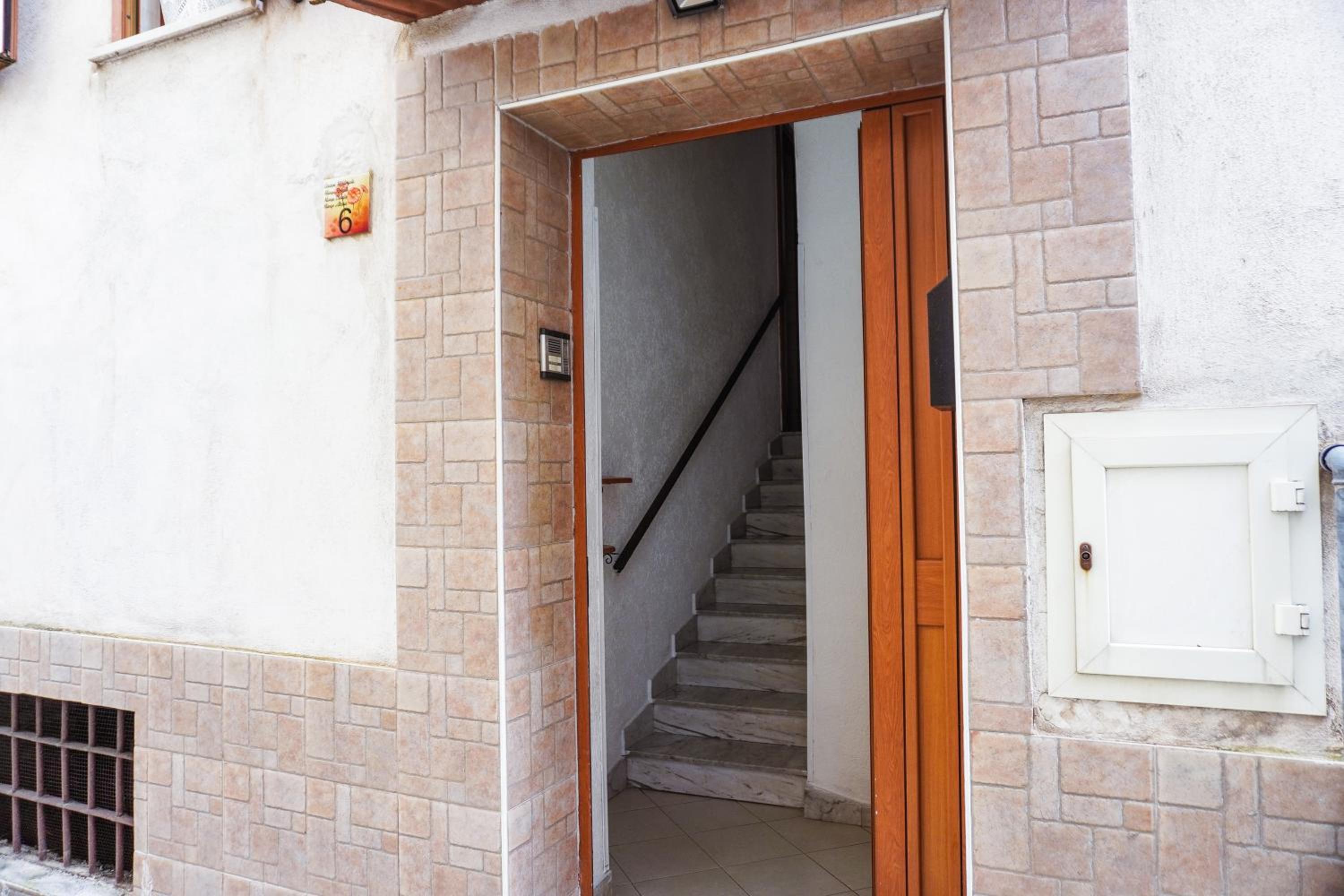 8 posti letto con parcheggio - La Flacca view 3