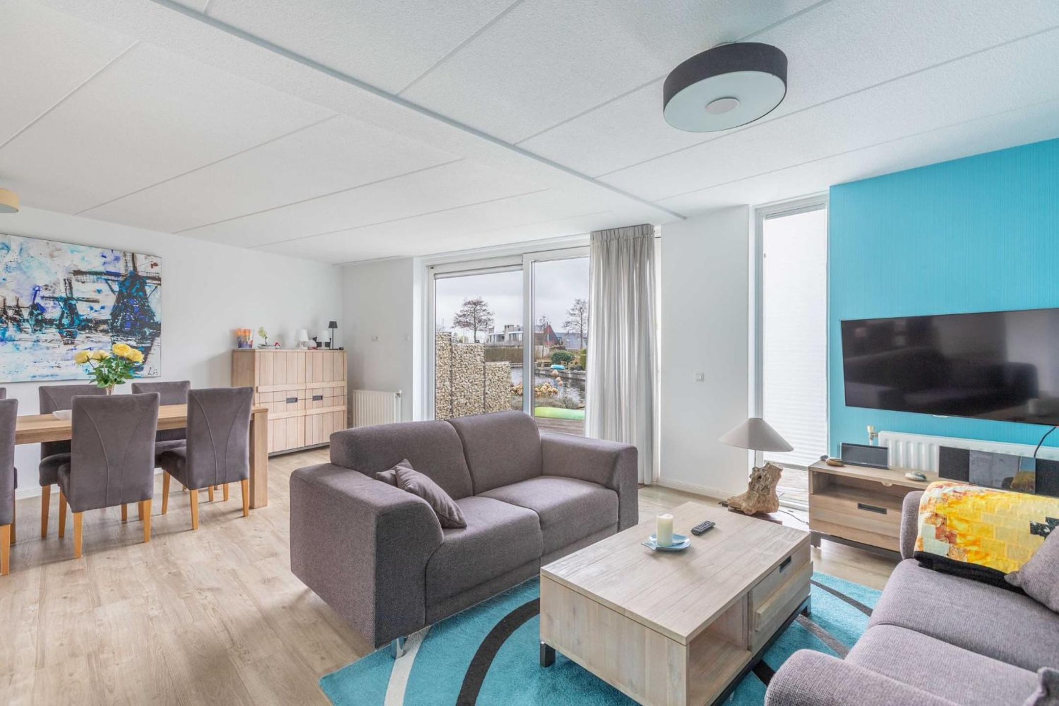 Luxe vakantiehuis aan het water, Lemmer