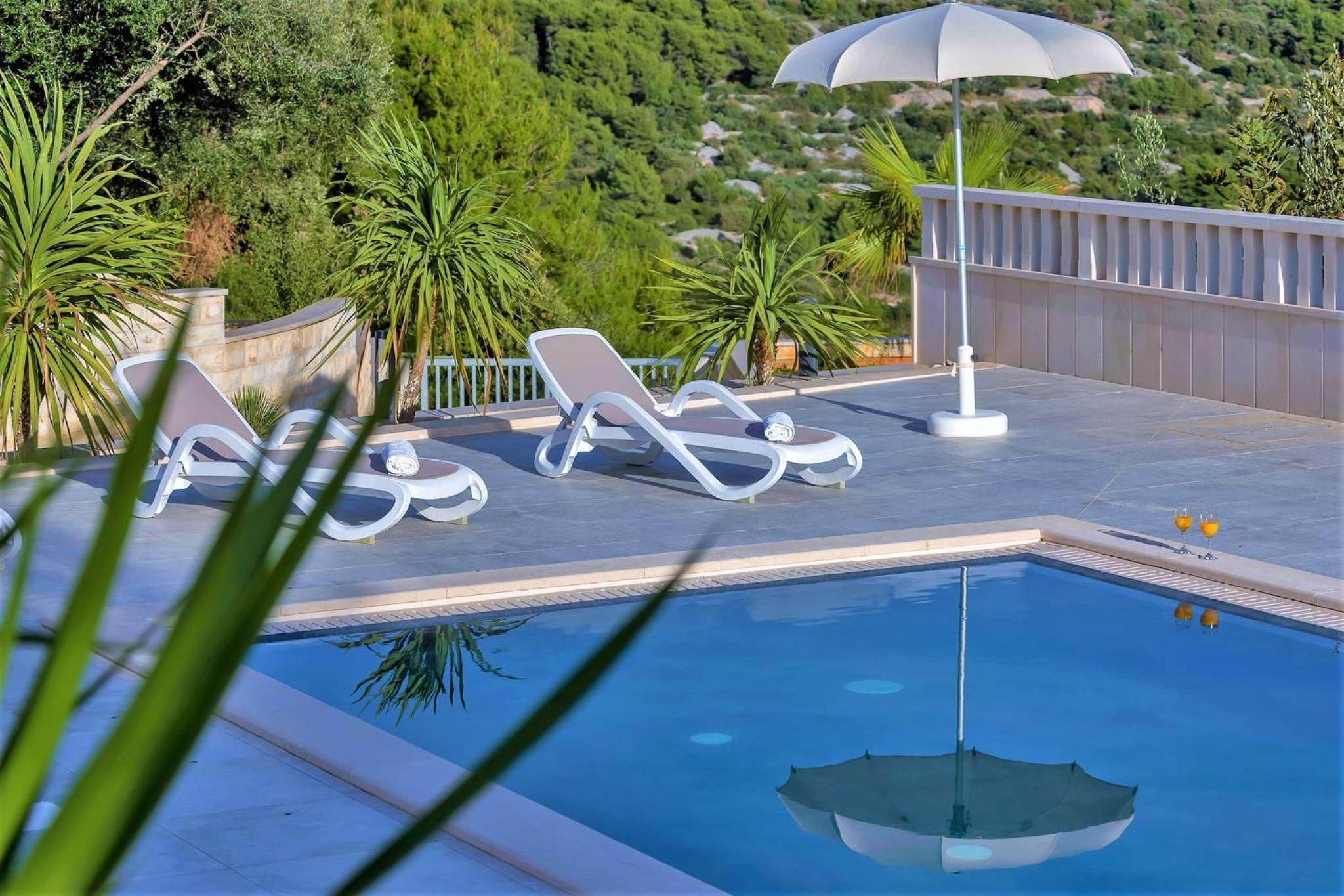 Villa Lokanjac with pool and panoramic sea view view 4