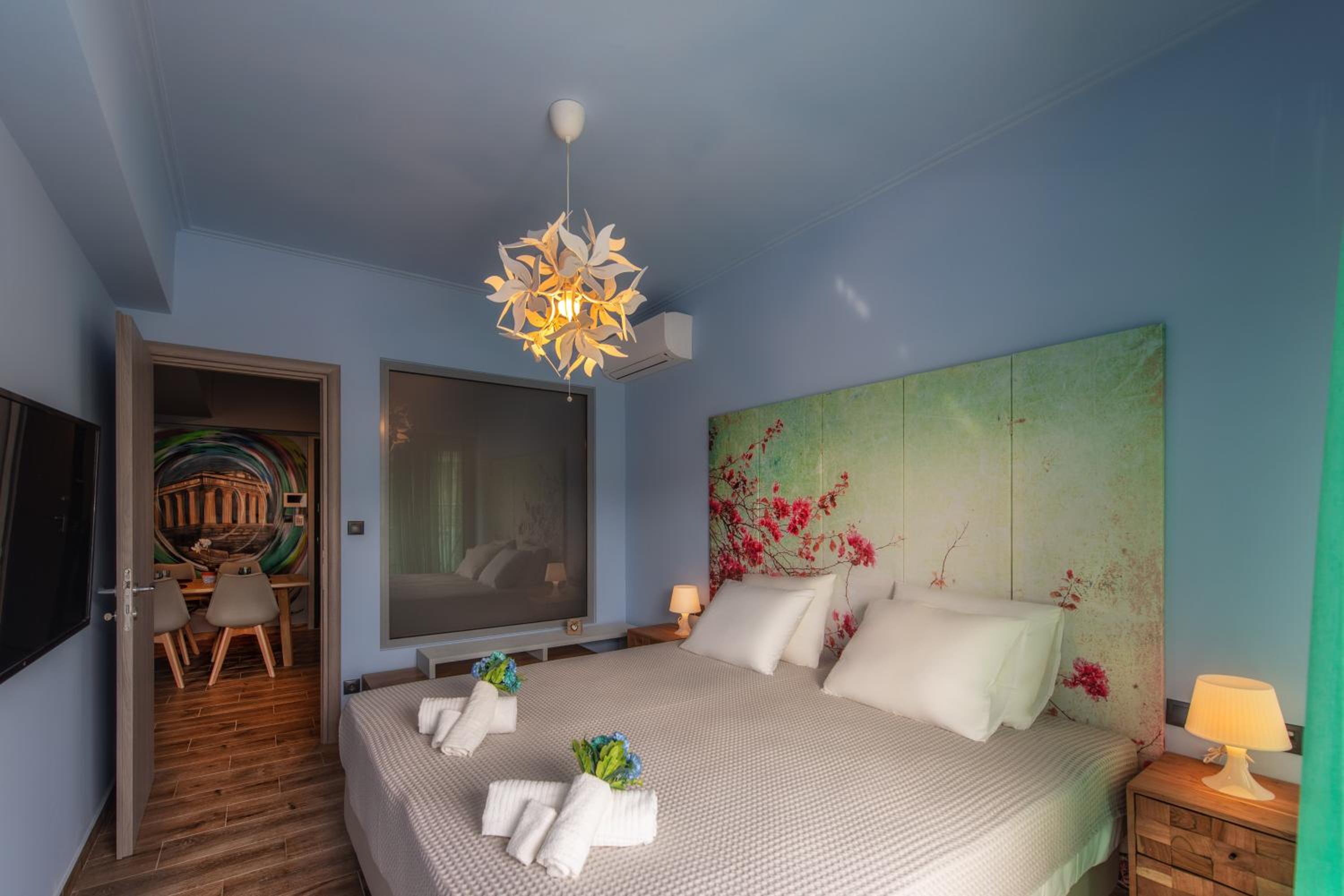Majestic Acropolis View Elegant 2-Bedroom Penthouse in the Heart of Athens