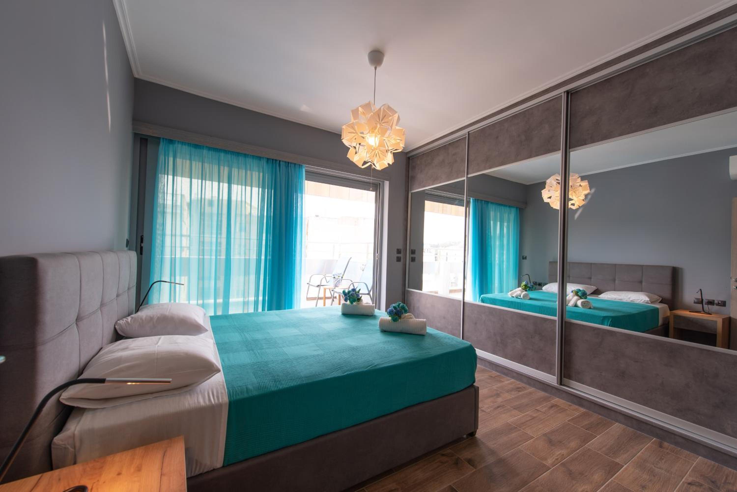 Majestic Acropolis View Elegant 2-Bedroom Penthouse in the Heart of Athens