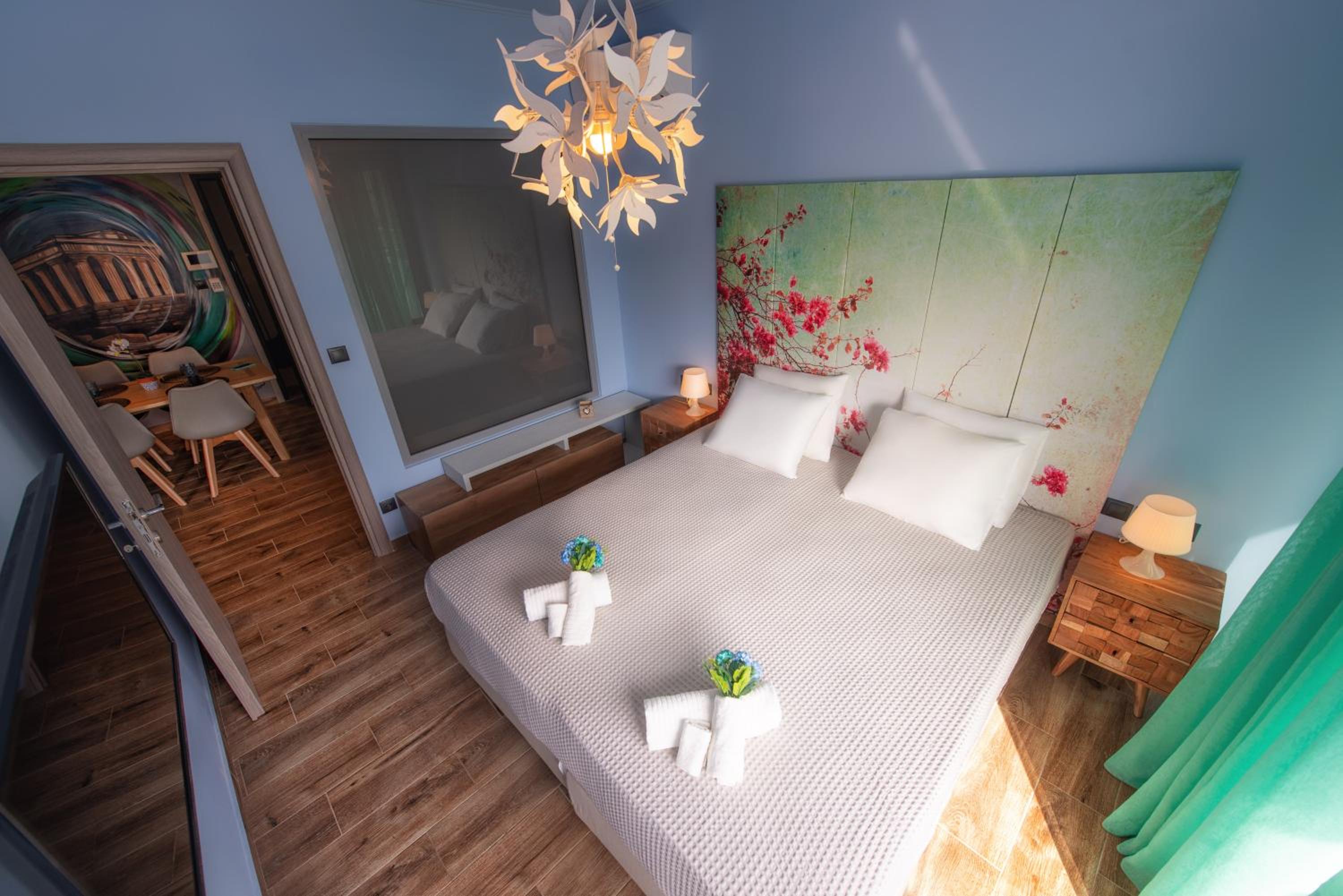 Majestic Acropolis View Elegant 2-Bedroom Penthouse in the Heart of Athens