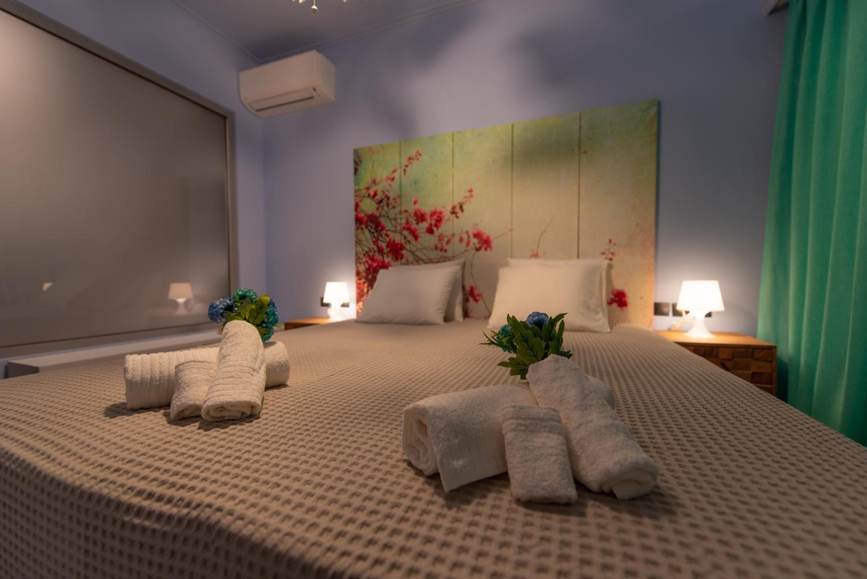 Majestic Acropolis View Elegant 2-Bedroom Penthouse in the Heart of Athens