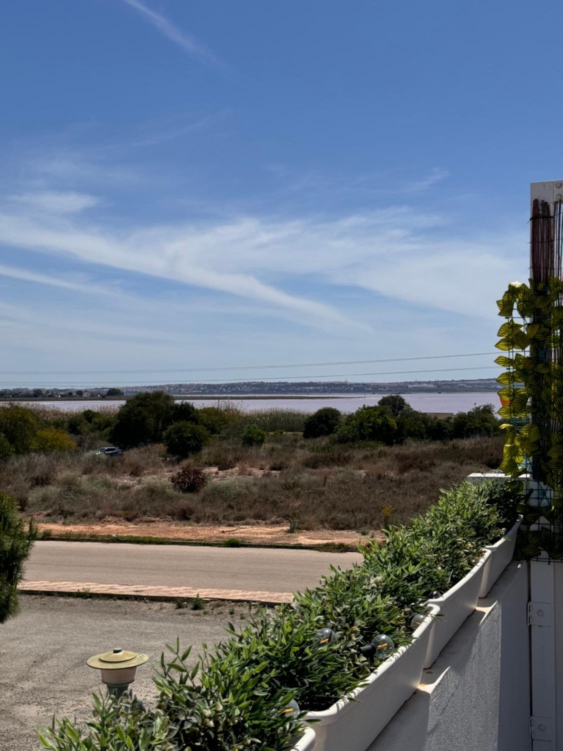 Laguna Rosa with jacuzzi