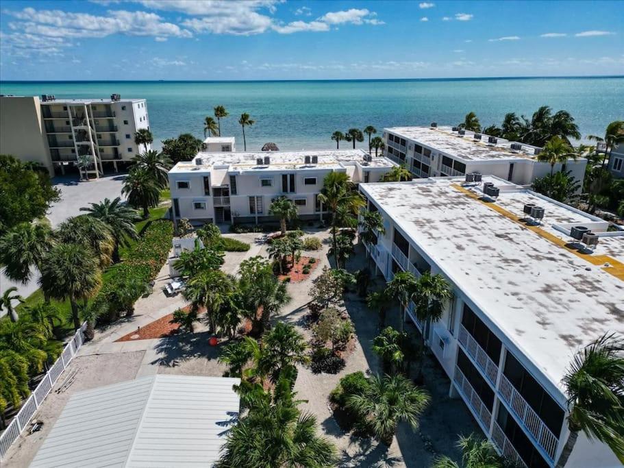 Photo 34