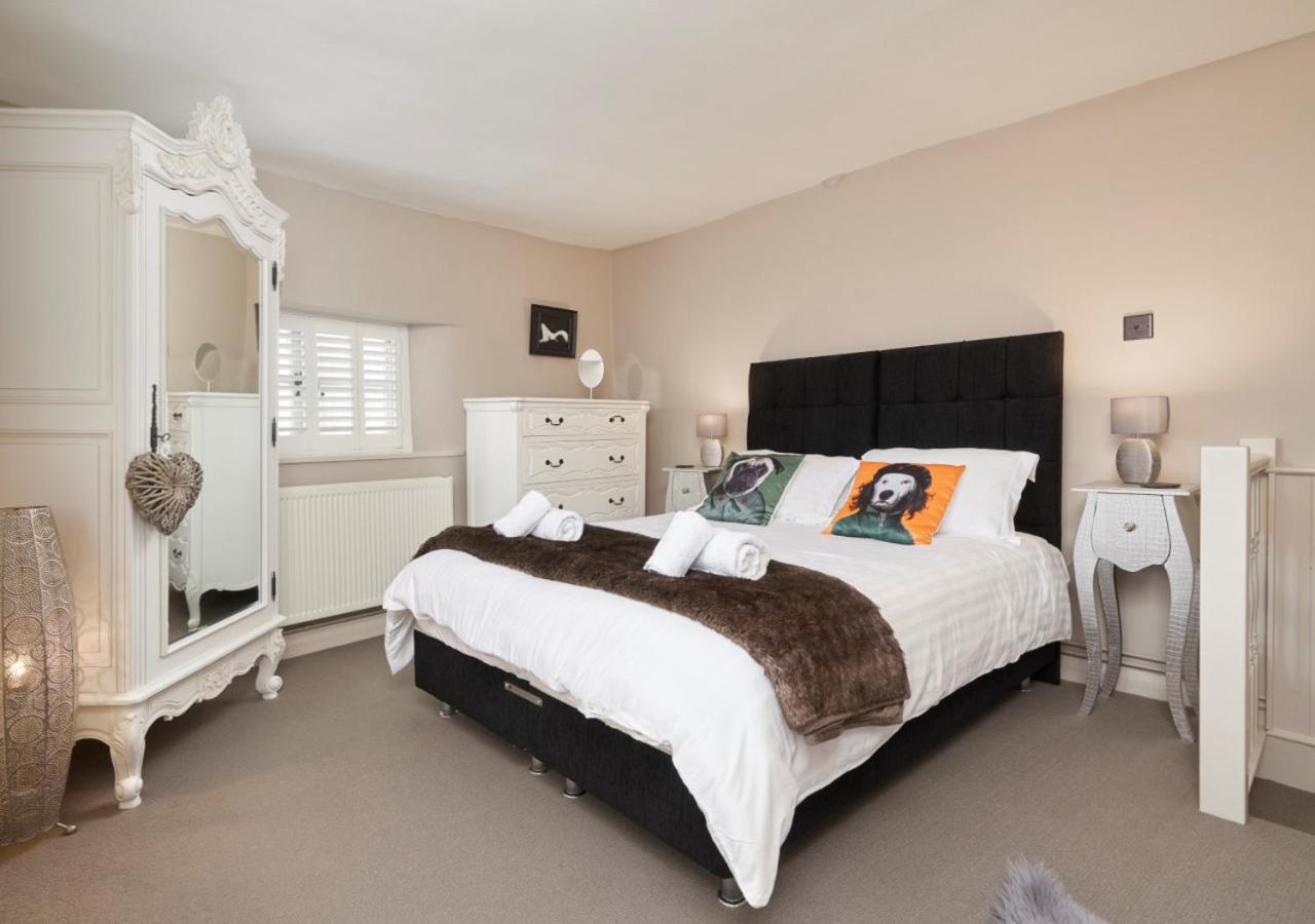 3 Bed in Dalwood oc-p27362