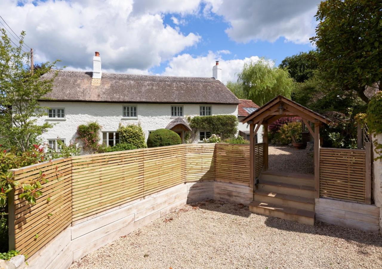 3 Bed in Dalwood oc-p27362