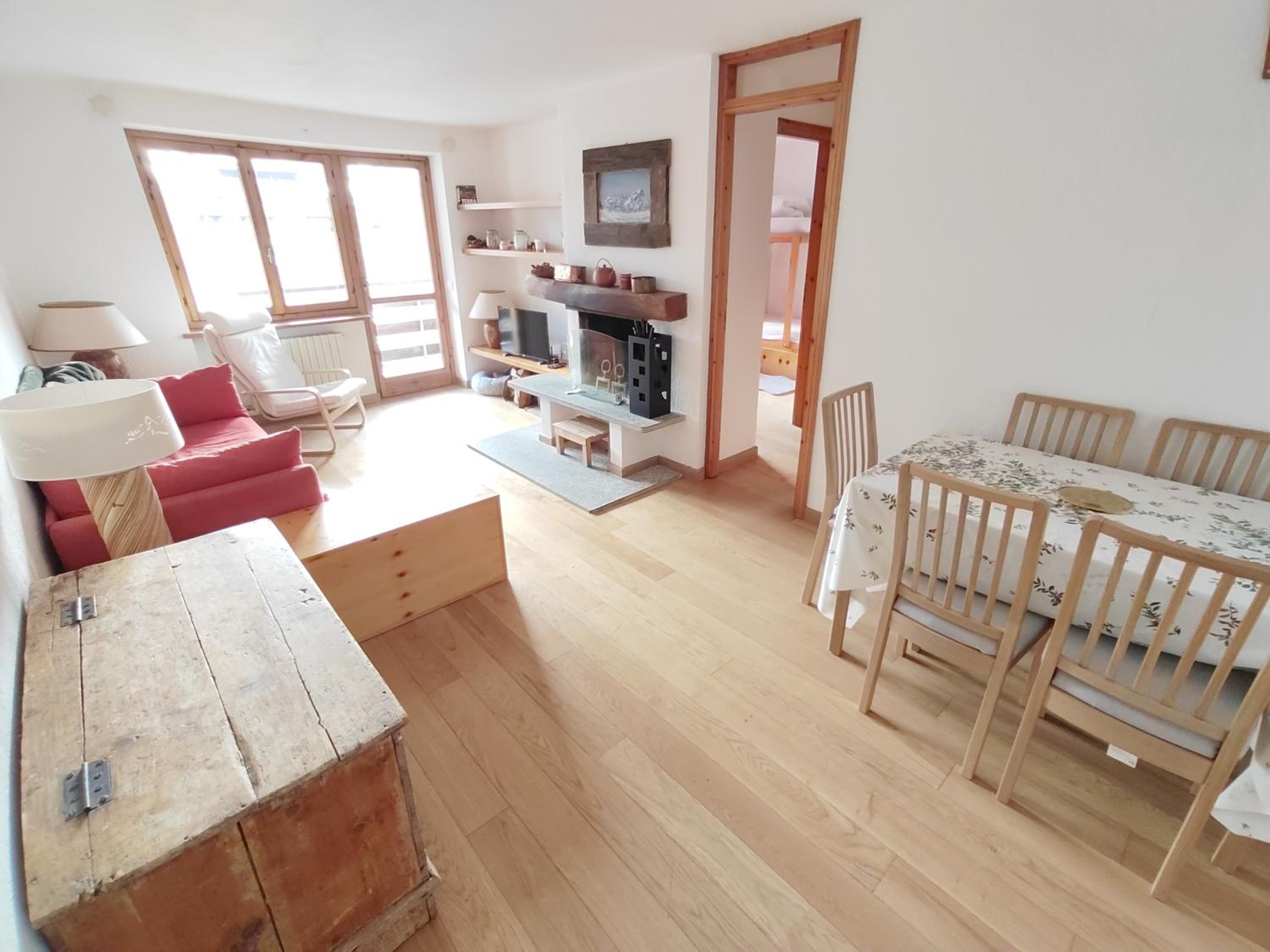 La MaisonB - Arly view 2