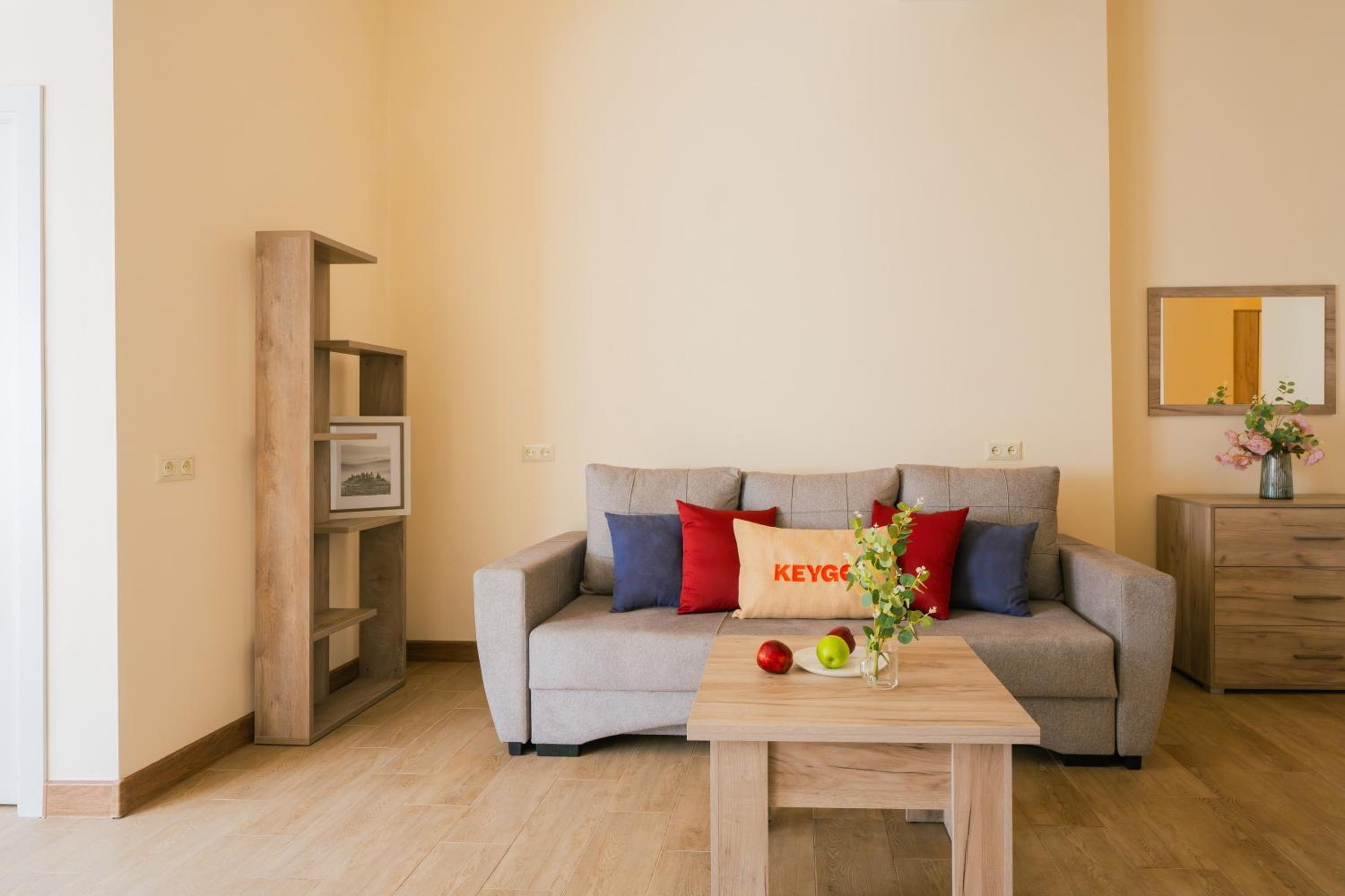 Apartment KeyGo #0040 next to St Sarkis Church