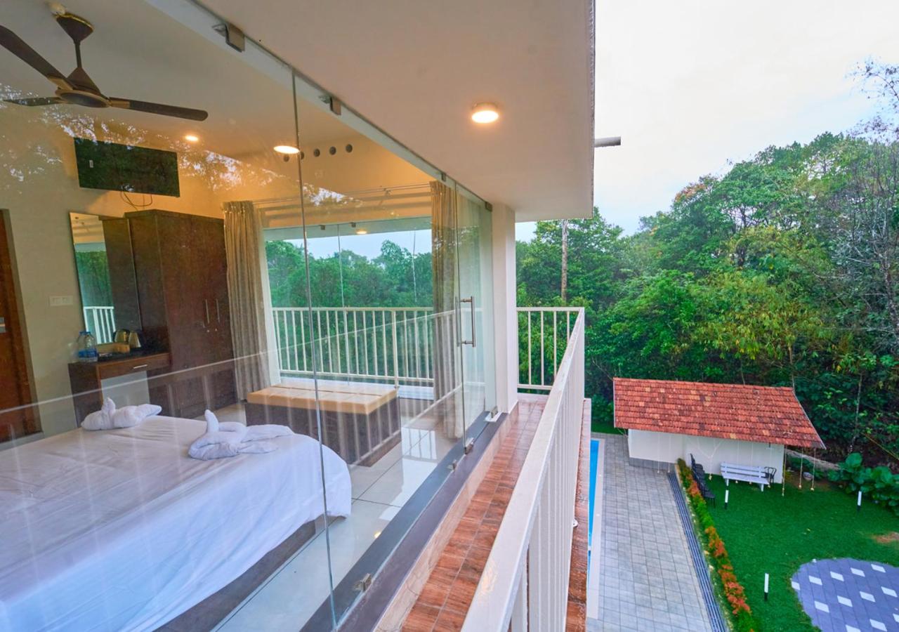 Glen Castle Vagamon Pool Resort by VOYE HOMES