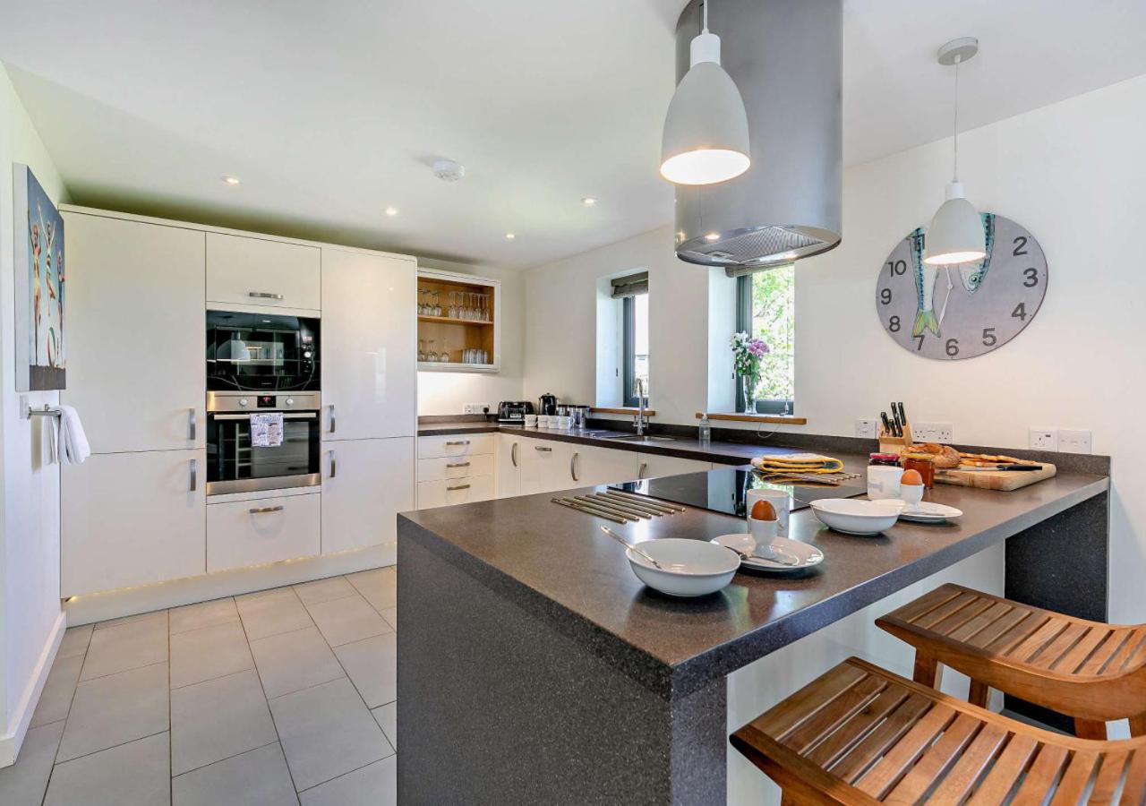 3 Bed in Trevone oc-c29020